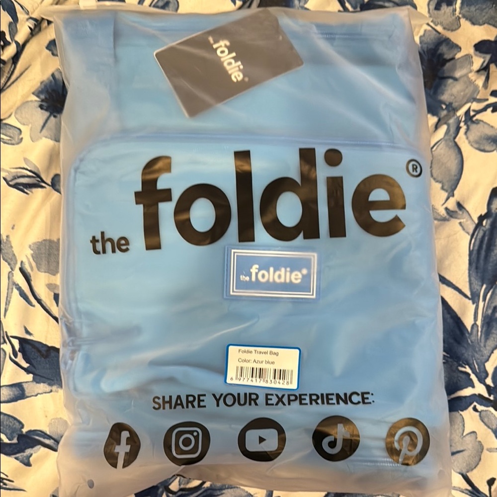 Foldie Travel Bag in Blue